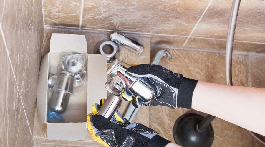 Expert Emergency Roof Repairs services in Ruskin, FL